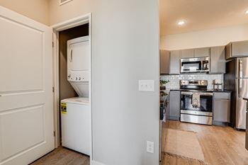 Maven in-unit washer and dryer